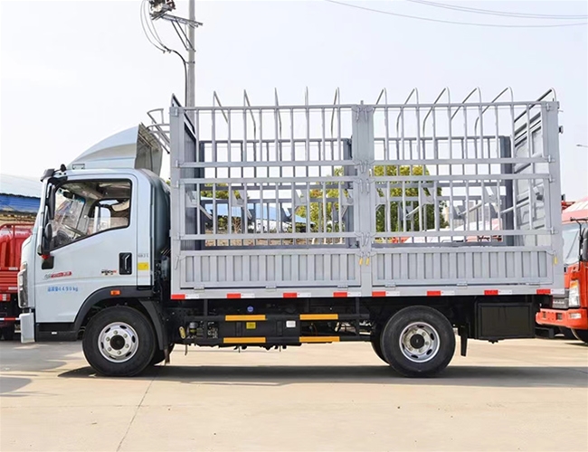 Commander in Chief of China National Heavy Duty Truck Corporation - Warehouse Railing Box